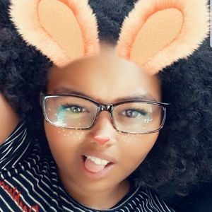 Meet your Posher, Kaye